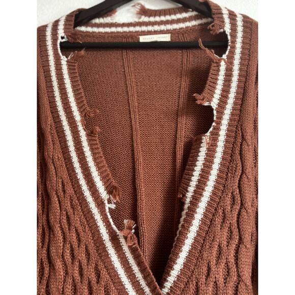 Gilded Intent Distressed Cable Knit Cardigan – Women’s Medium – Like New - Picture 4 of 7